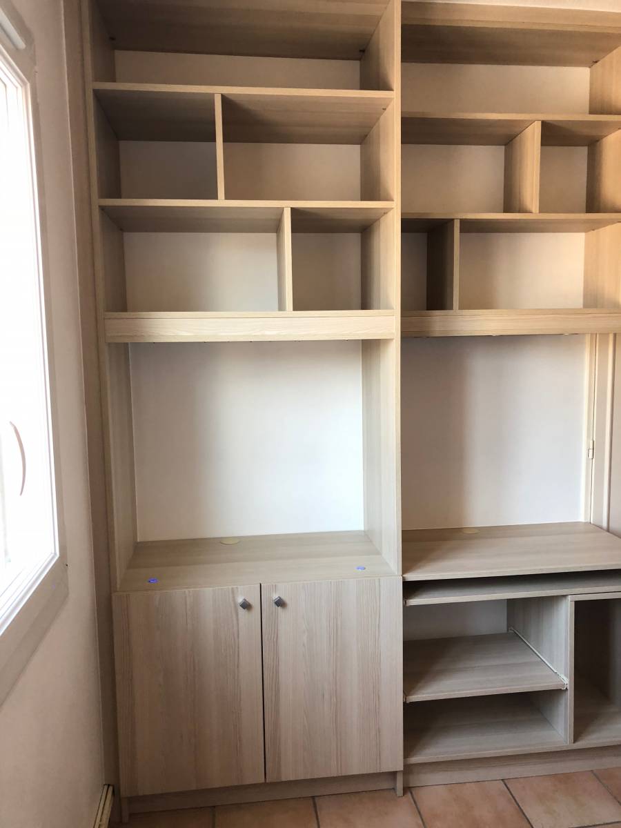 Fabrication de bureau professionnel sur mesure avec rangements Martigues