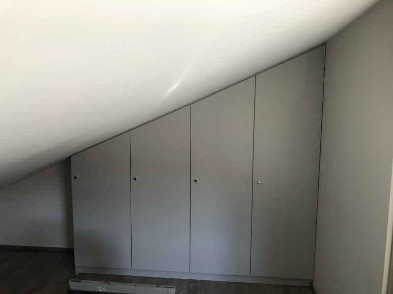 Placard en soupente à Port-de-Bouc