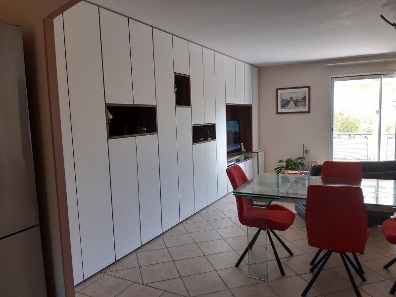 Meuble TV design et épuré à Martigues