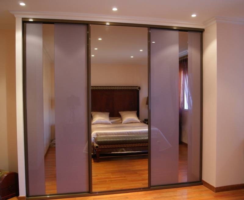 portes coulissants en verre laqué