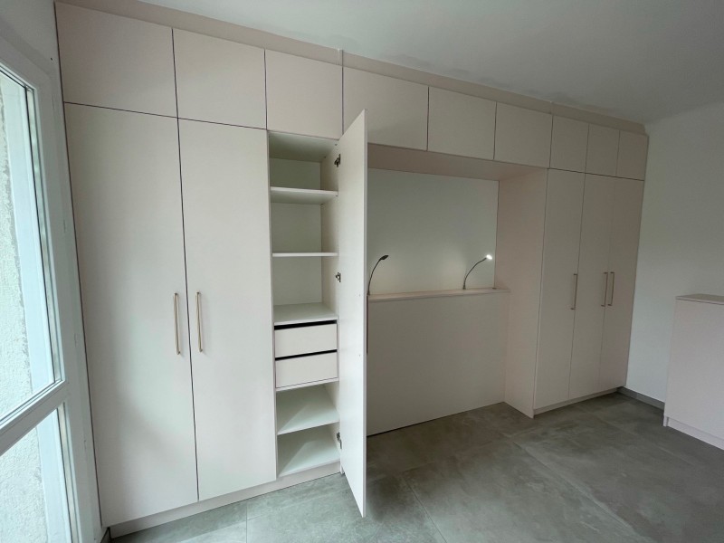 Aménagement d’une chambre à coucher  à Saint Mitre Les Remparts