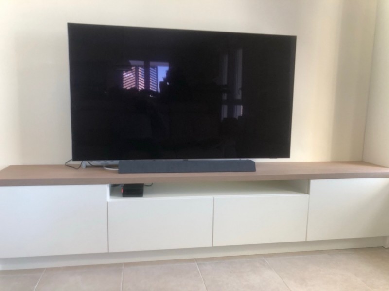 Meuble télé sur-mesure design à Marseille