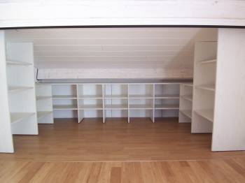 Notre zone d'activité pour ce service Aménagement de placard sous-pente ou sous-escalier
