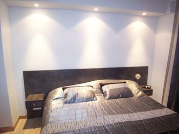 Notre zone d'activité pour ce service Menuisier pour fabrication de tête de lit ou de commode sur mesure